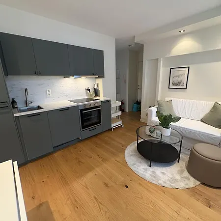 Charming In Sandviken Near Bryggen Apartment